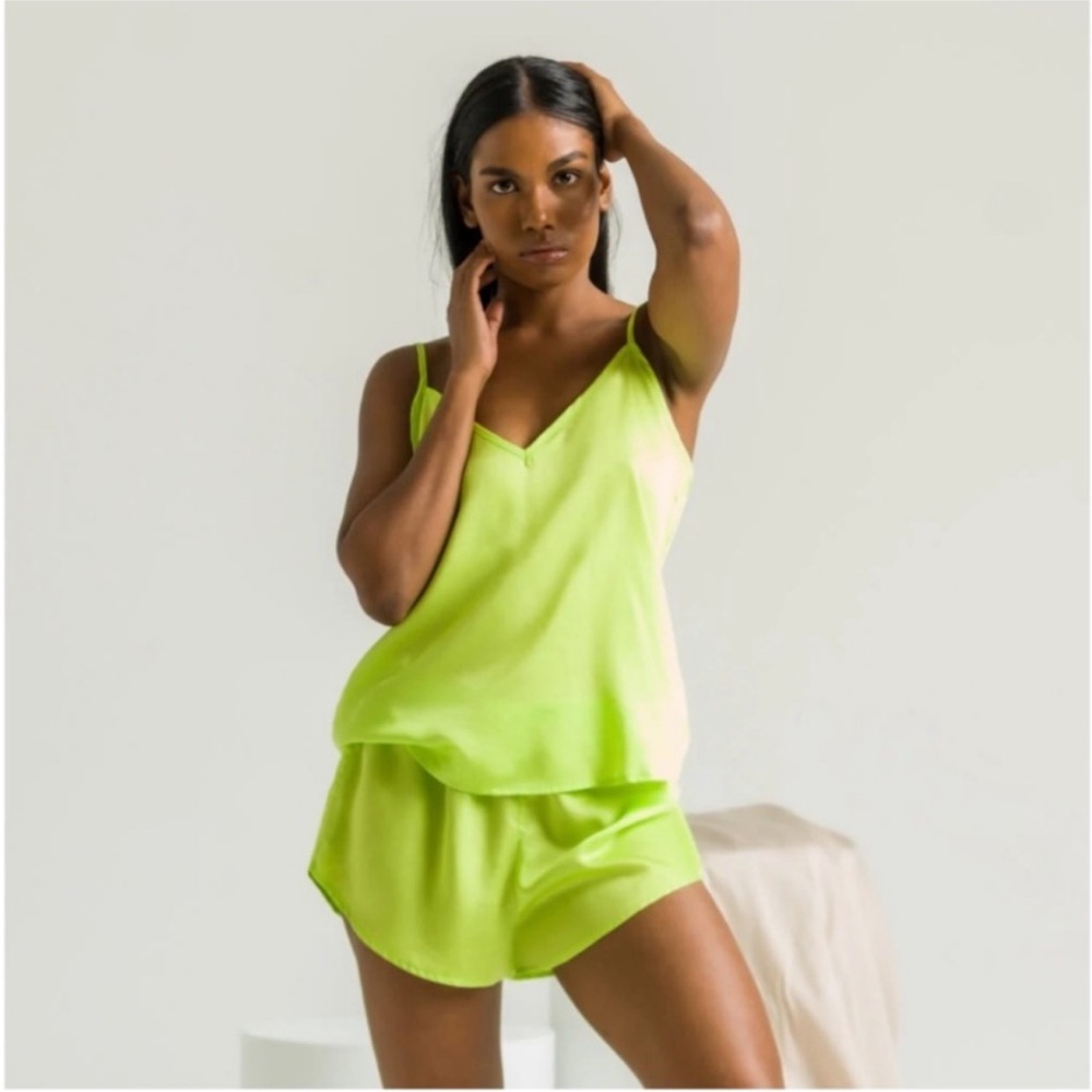 Ettitude Sateen Cami in Lime XL
